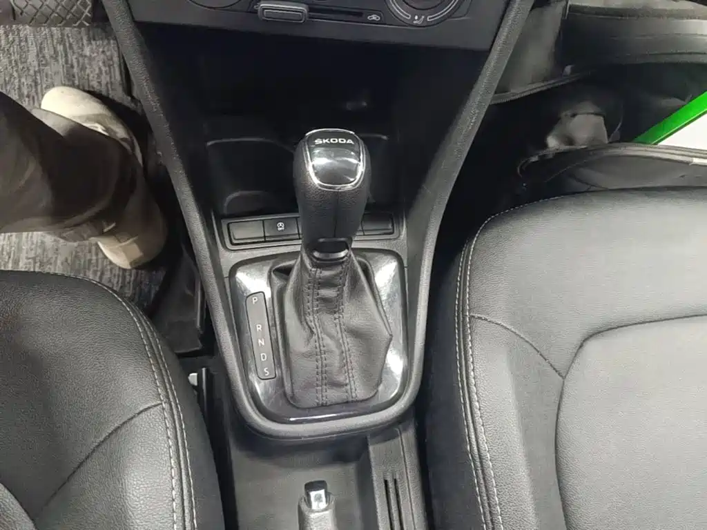 Skoda Rapid Spaceback — миниатюра 14
