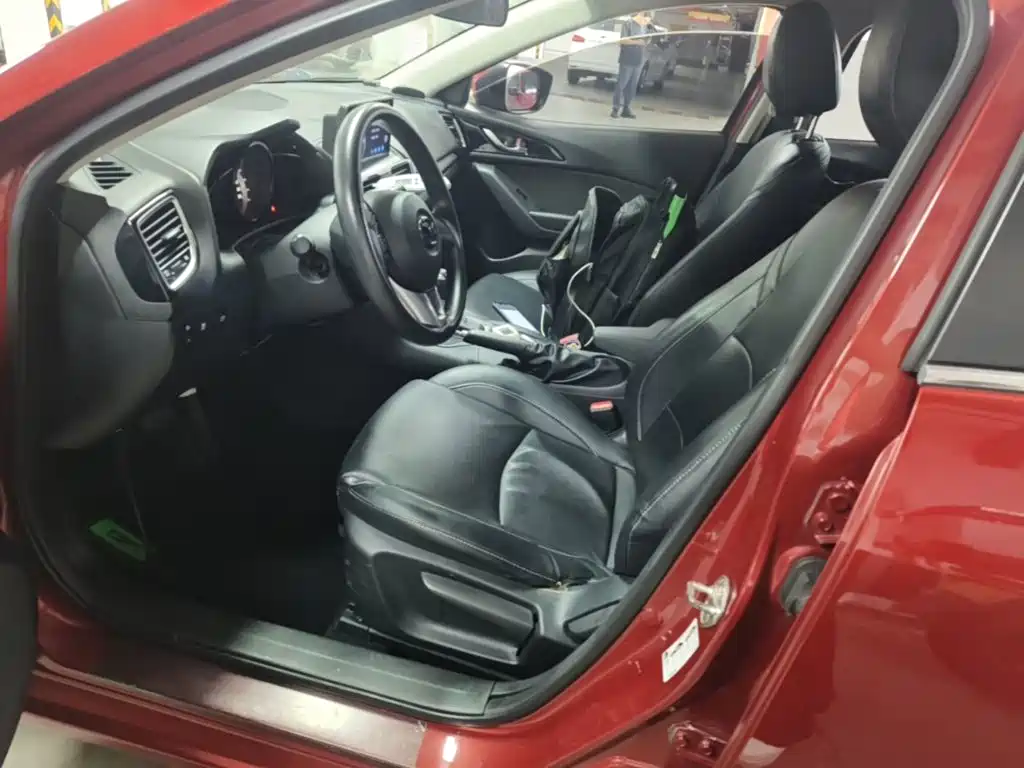 Mazda 3 Axela — миниатюра 15