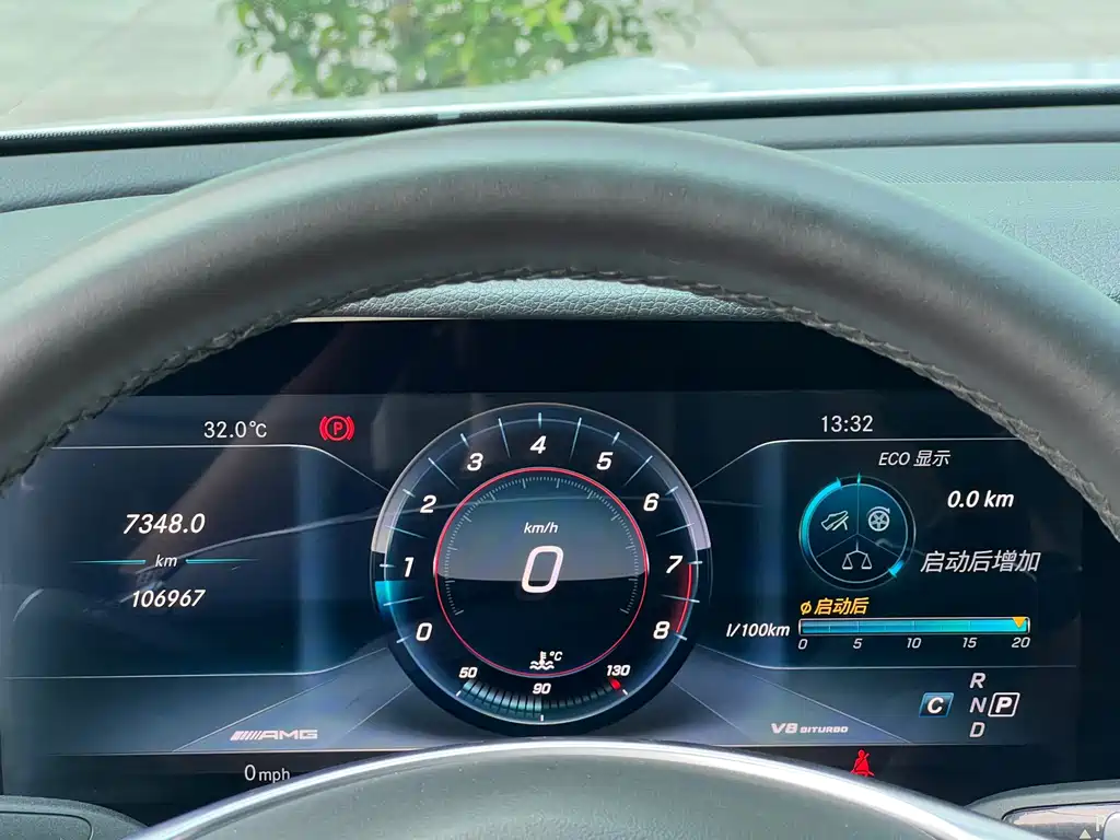 Mercedes-Benz E-Class — миниатюра 20