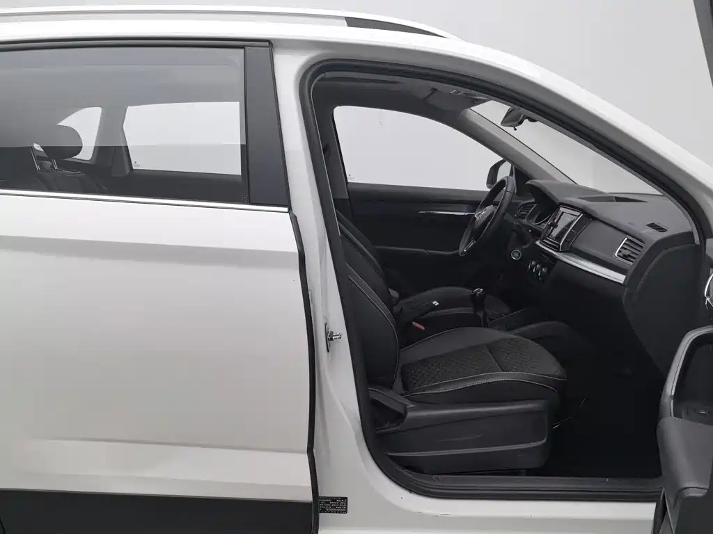 Skoda Kamiq — миниатюра 23