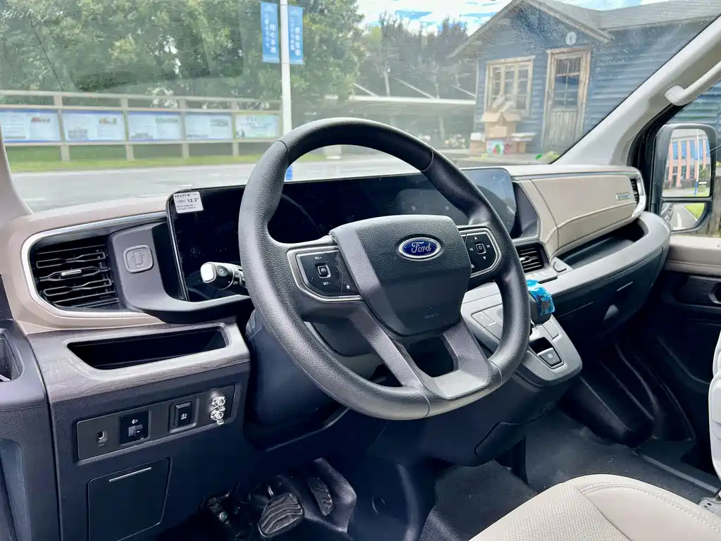 Ford Transit T8 — миниатюра 4