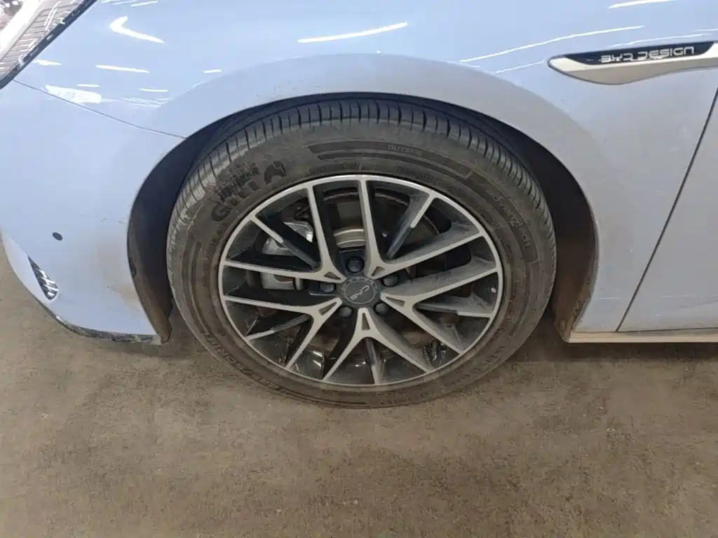 BYD Seal — миниатюра 23