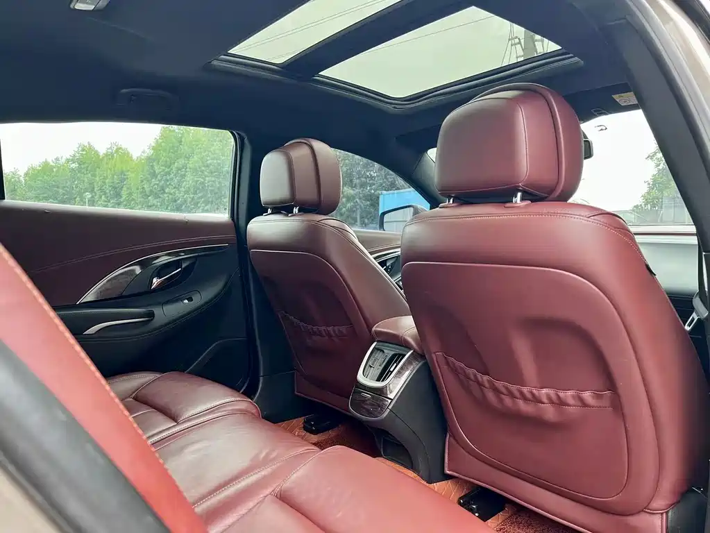 Buick LaCrosse — миниатюра 15