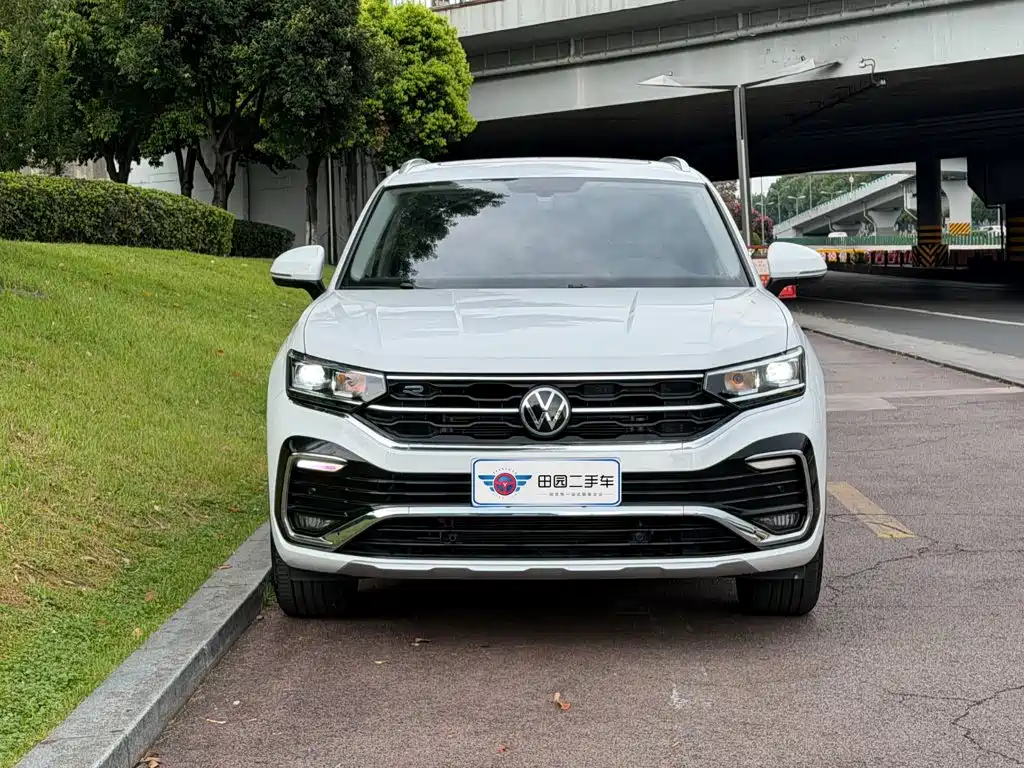 Volkswagen X — миниатюра 2