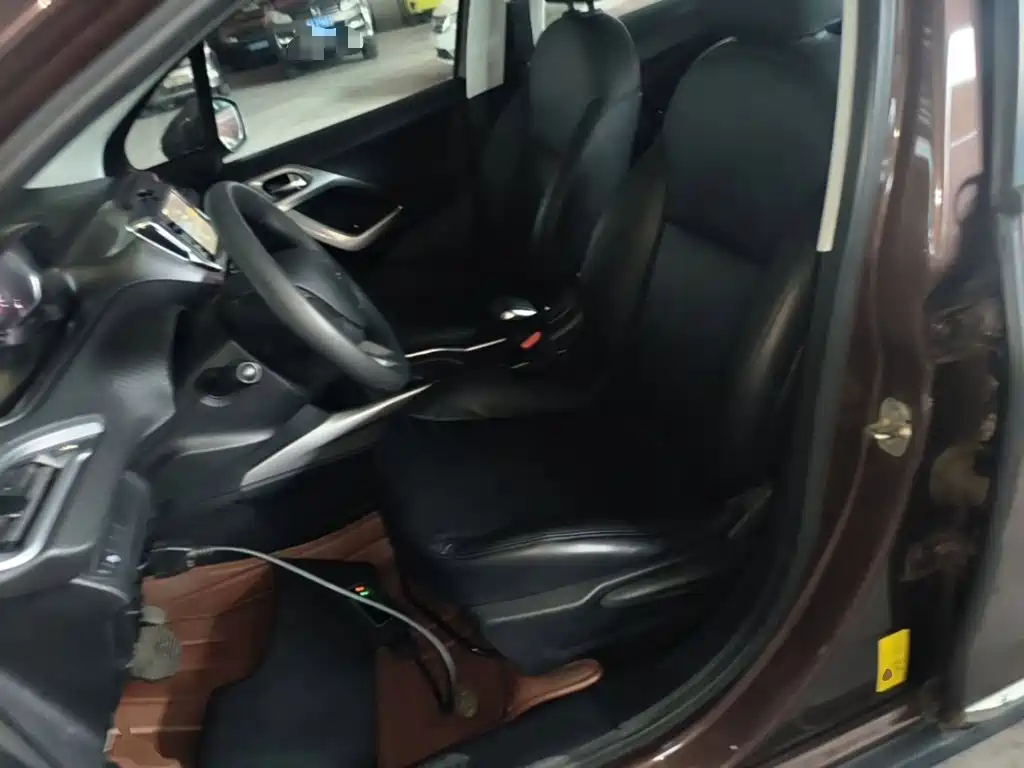 Peugeot 2008 — миниатюра 15