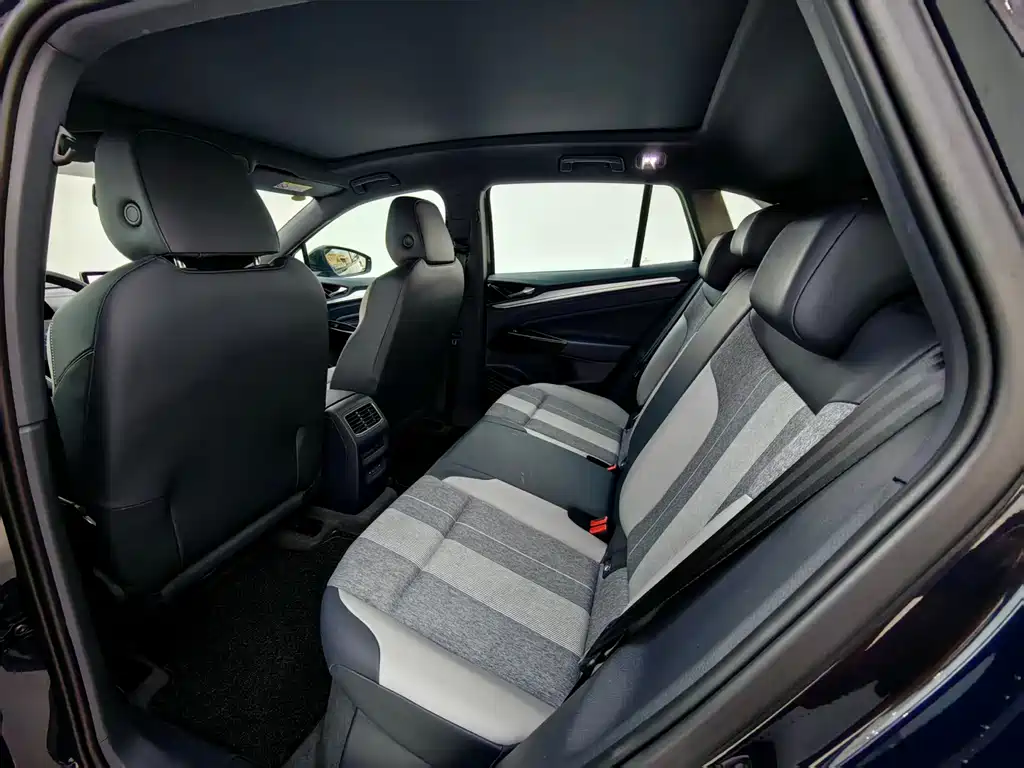 Volkswagen ID.4 Crozz — миниатюра 10