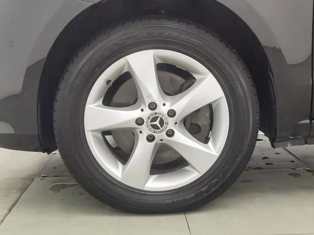 Mercedes-Benz Vito — миниатюра 17