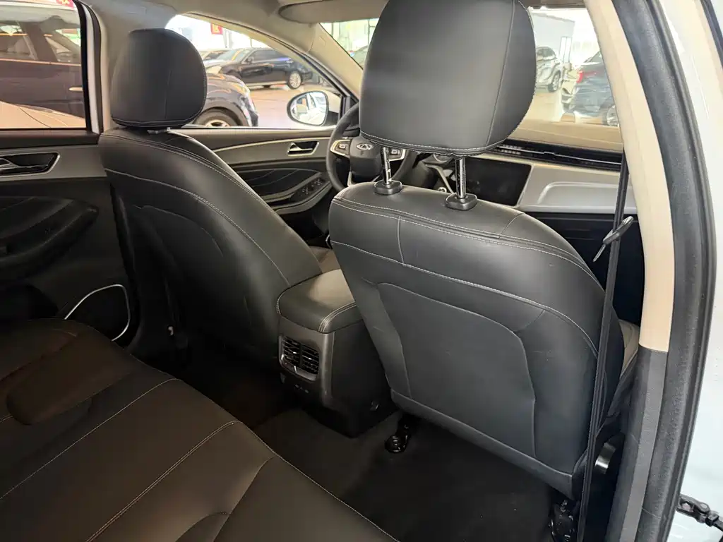 Chery Arrizo 5 — миниатюра 31