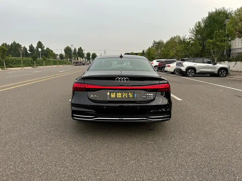 Audi A7L — миниатюра 5