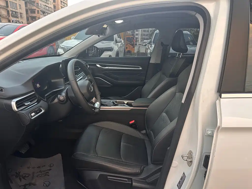 Geely Emgrand — миниатюра 8
