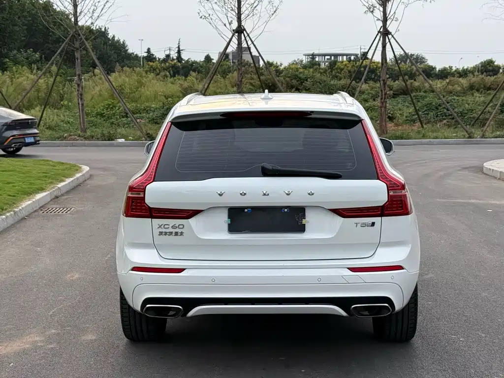Volvo XC60 — миниатюра 6