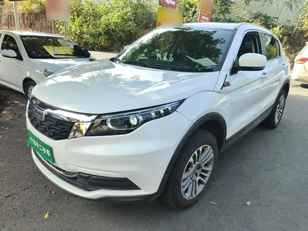 Qoros Qoros 5