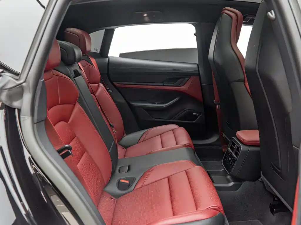Porsche Taycan — миниатюра 24