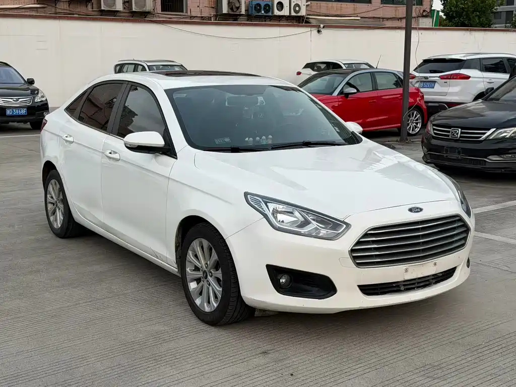 Ford Escort — миниатюра 3