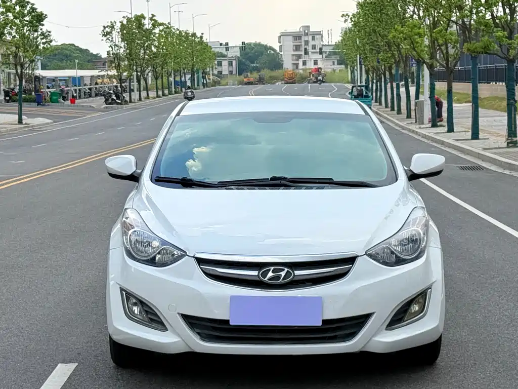 Hyundai Elantra Langdong — миниатюра 2