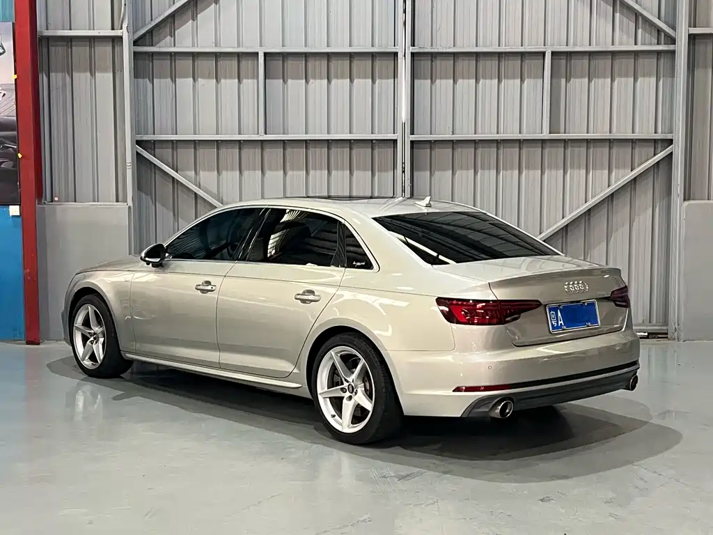 Audi A4L 2018 30 40 TFSI Fashion