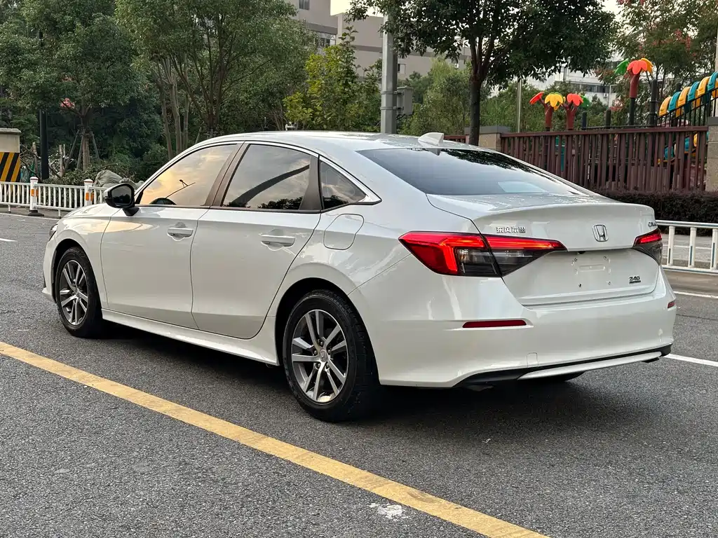 Honda Civic — миниатюра 7