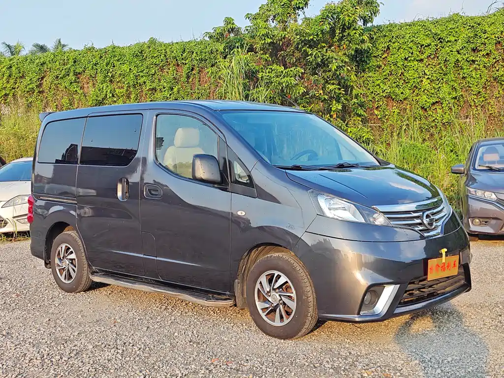 Nissan NV200 — миниатюра 3