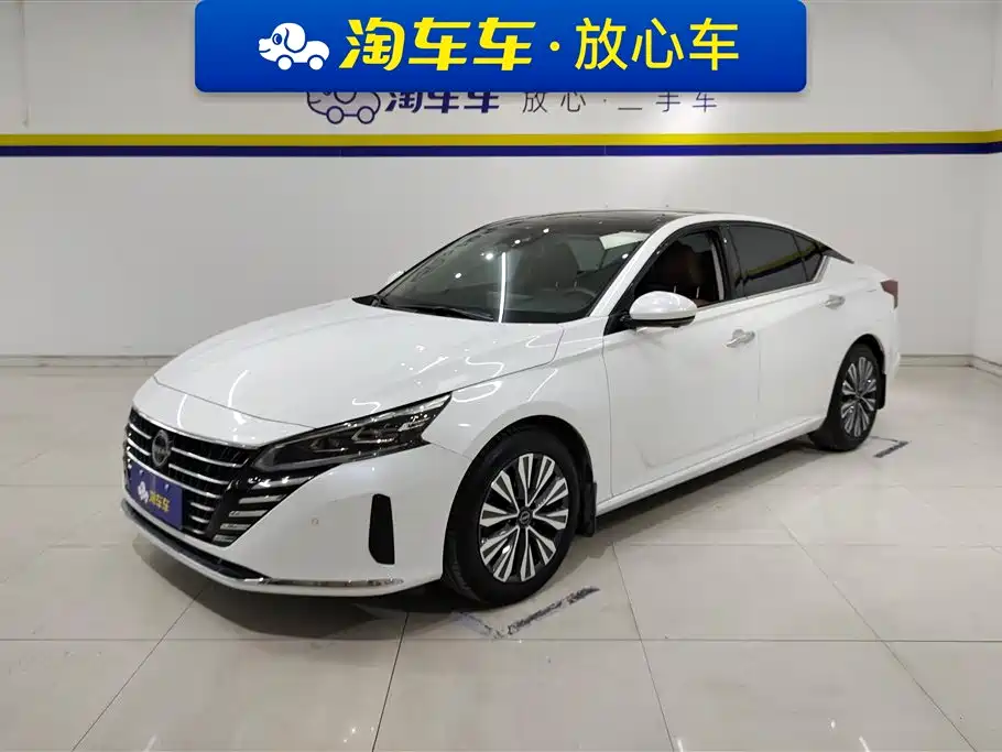 Nissan Teana 2022