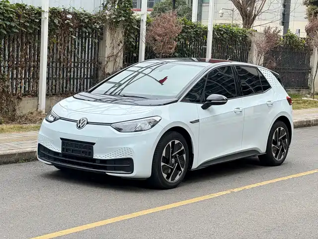 VOLKSWAGEN ID.3 2023
