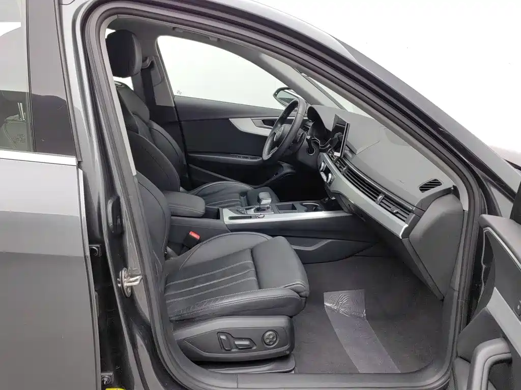 Audi A4L — миниатюра 23