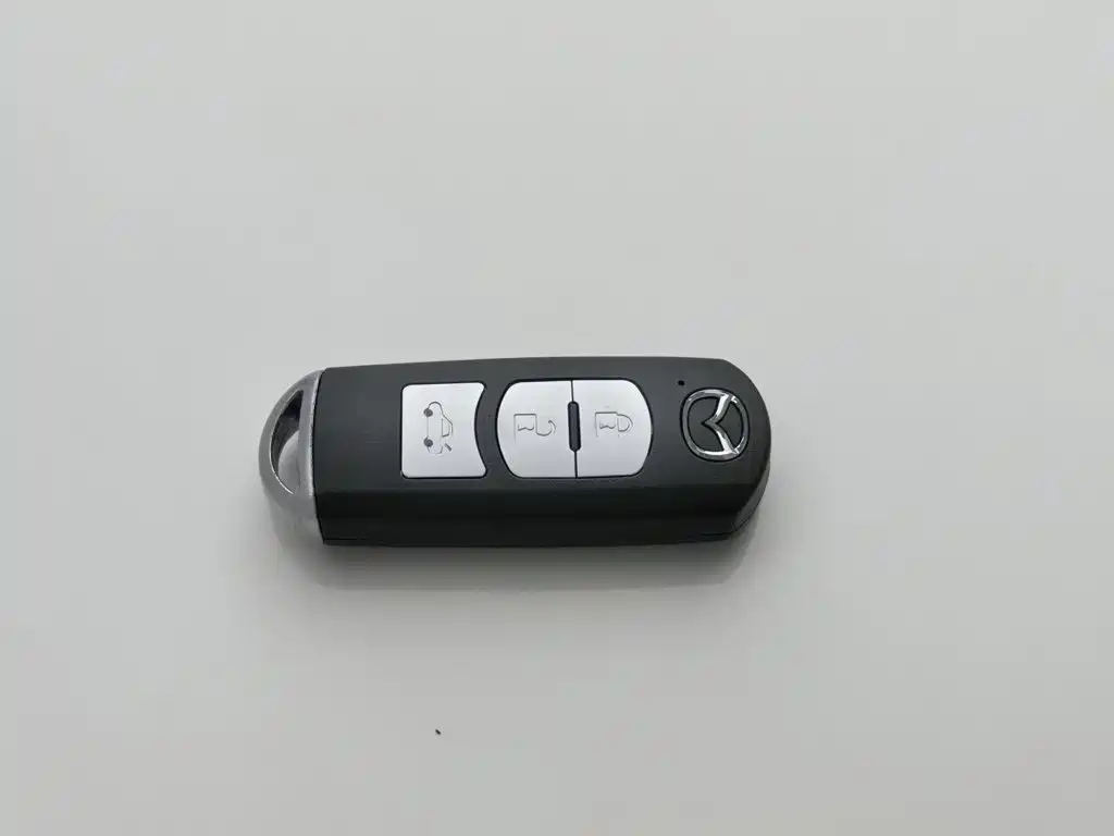 Mazda 3 Axela — миниатюра 19