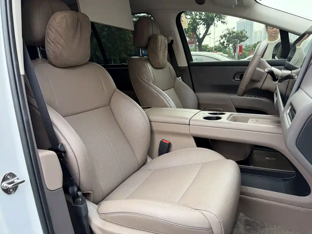 Li Auto Li i8 — миниатюра 11
