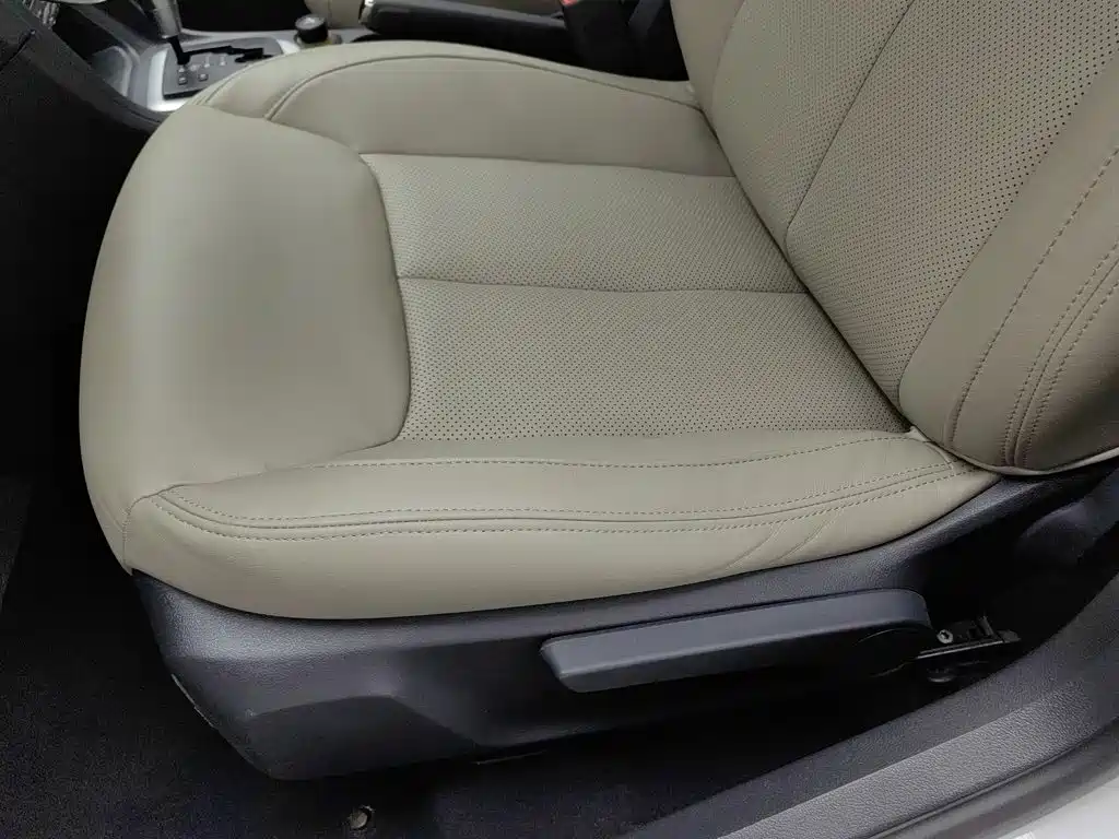 Peugeot 308 — миниатюра 20