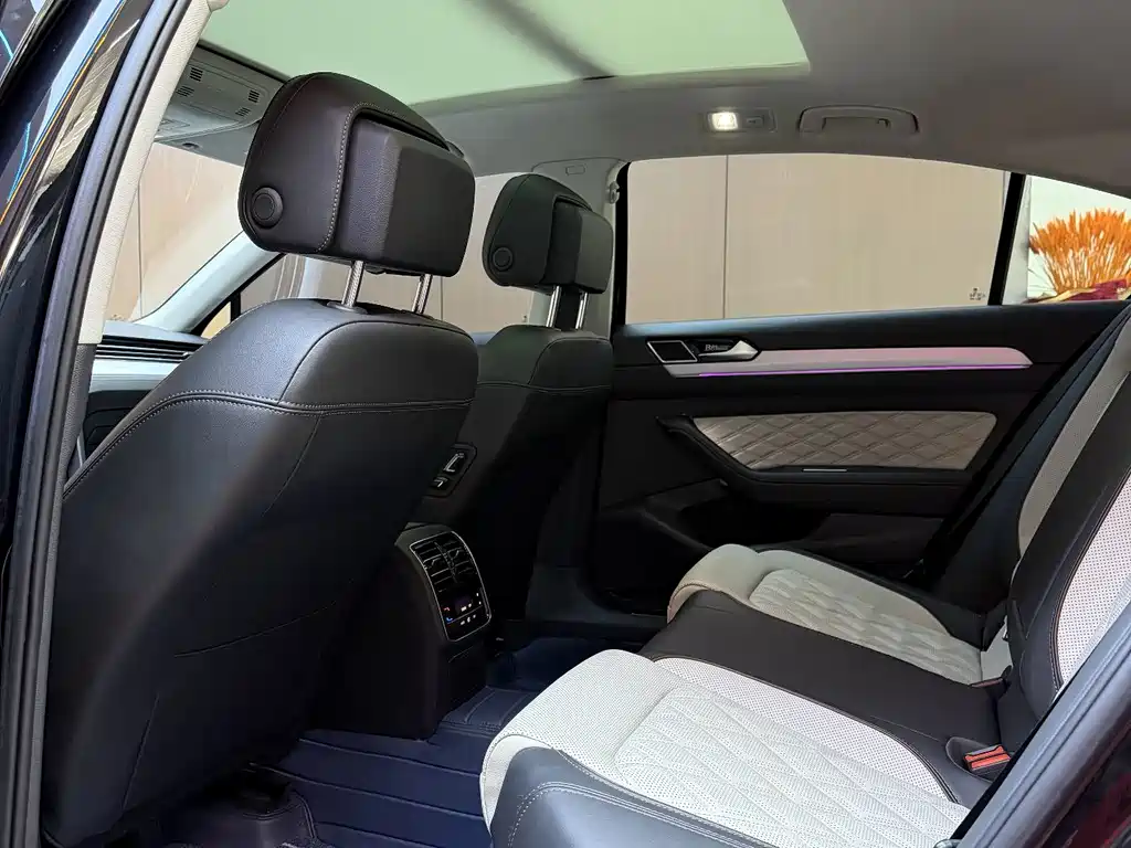 Volkswagen Magotan — миниатюра 6