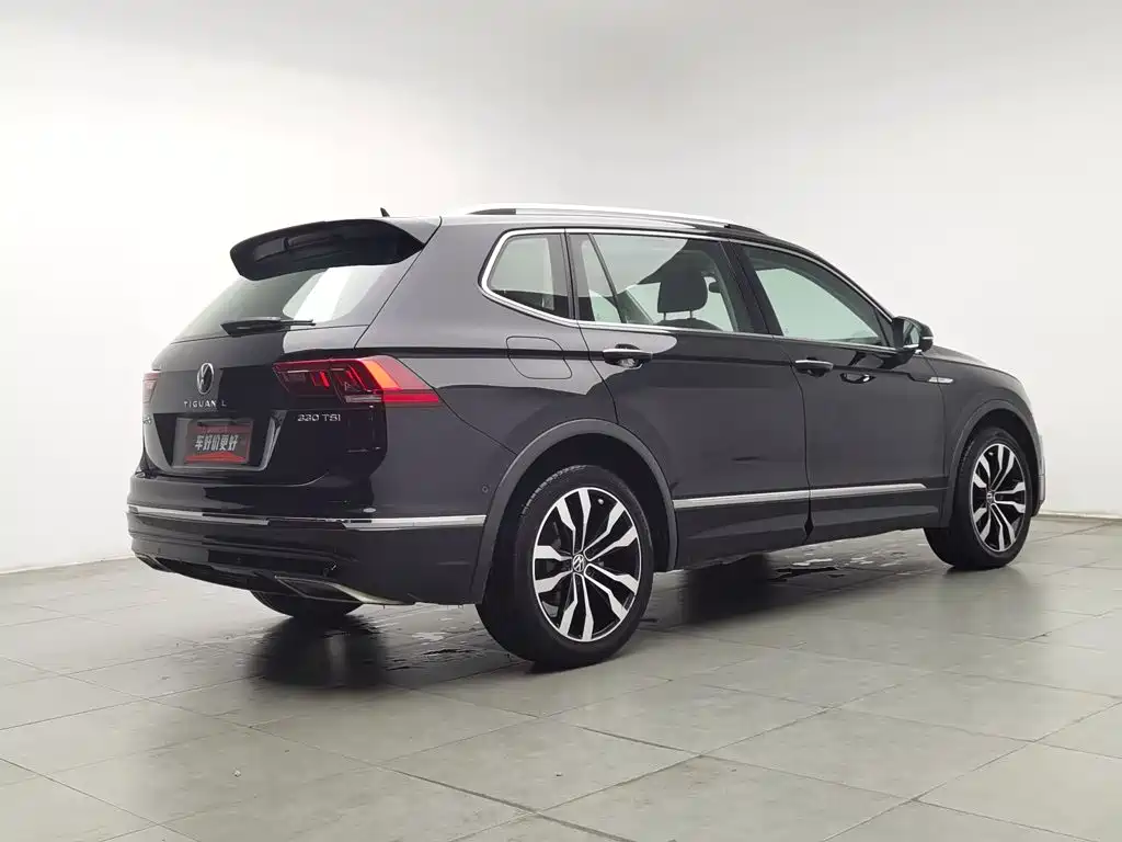 Volkswagen Tiguan L — миниатюра 2