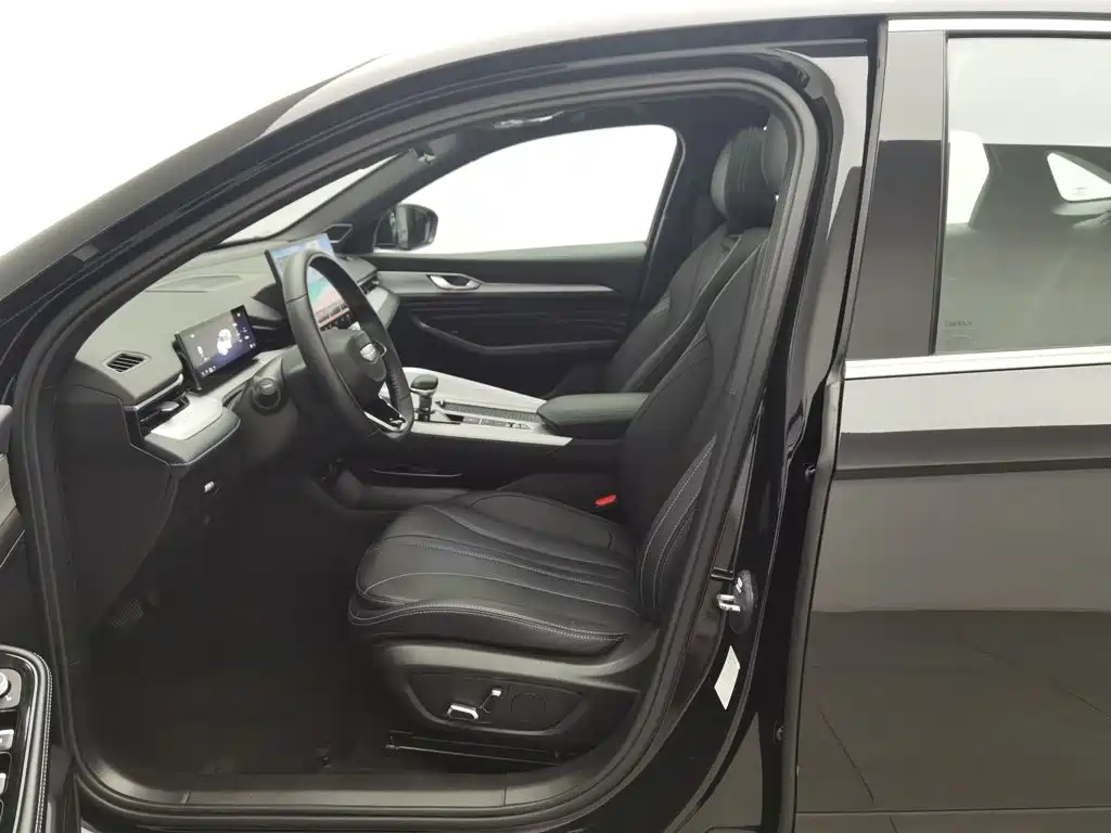 Geely Xingrui — миниатюра 10