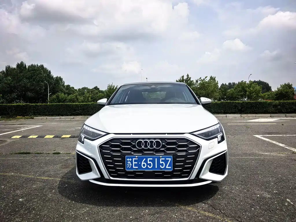 Audi A3 2023 Sportback 35 TFSI Fashion Sport