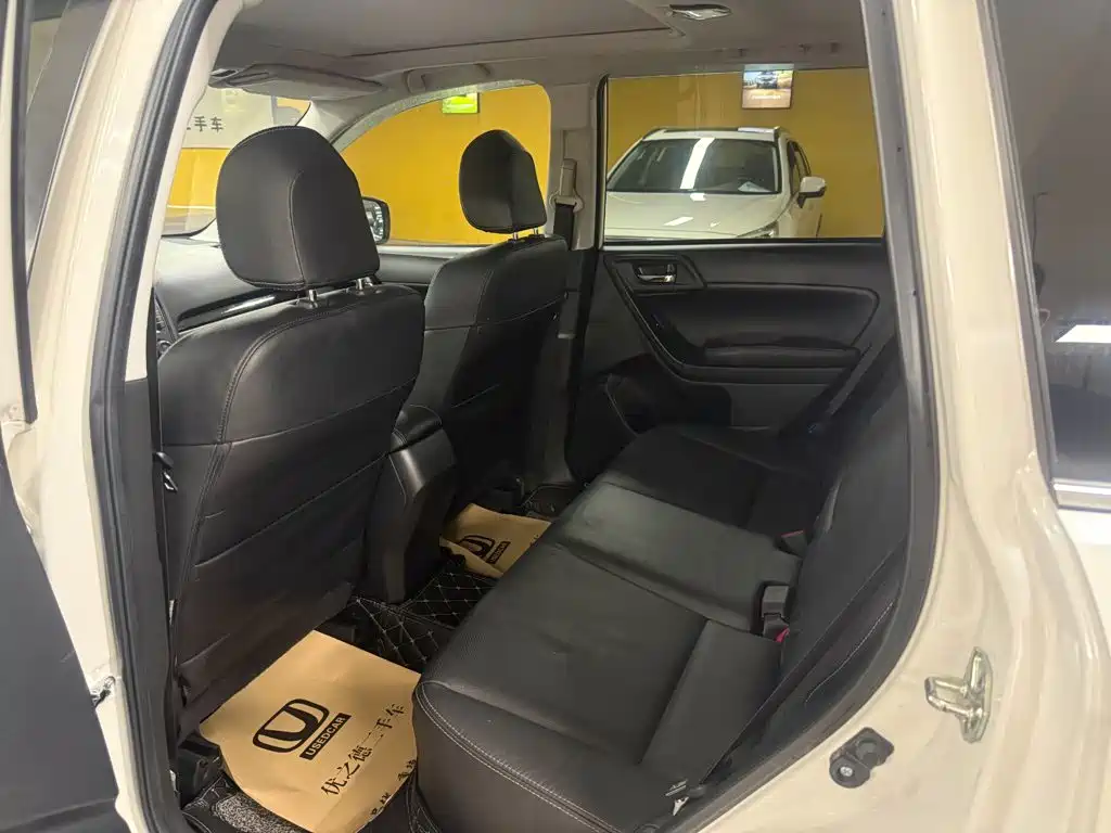 Subaru Forester 2.0T Auto Premium Navigation Edition, фото 10