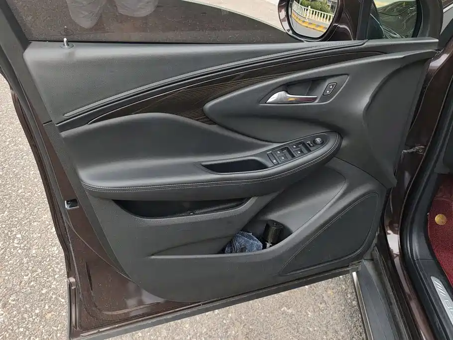 Buick Envision Plus — миниатюра 7