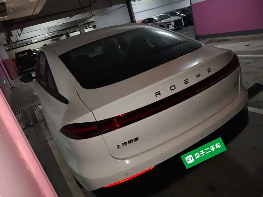 Roewe D6 2025 450km