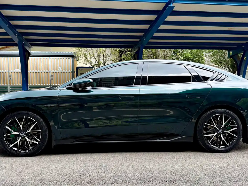 BYD Han — миниатюра 16