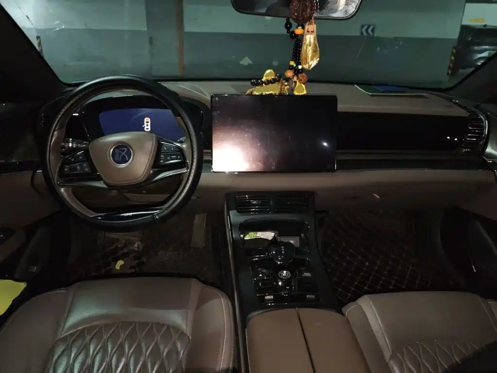 BYD Han — миниатюра 5