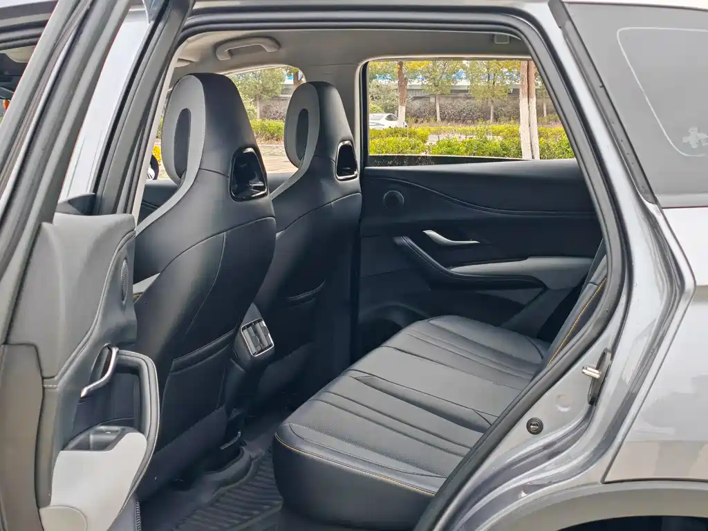 BYD SEA LION 05 DM I