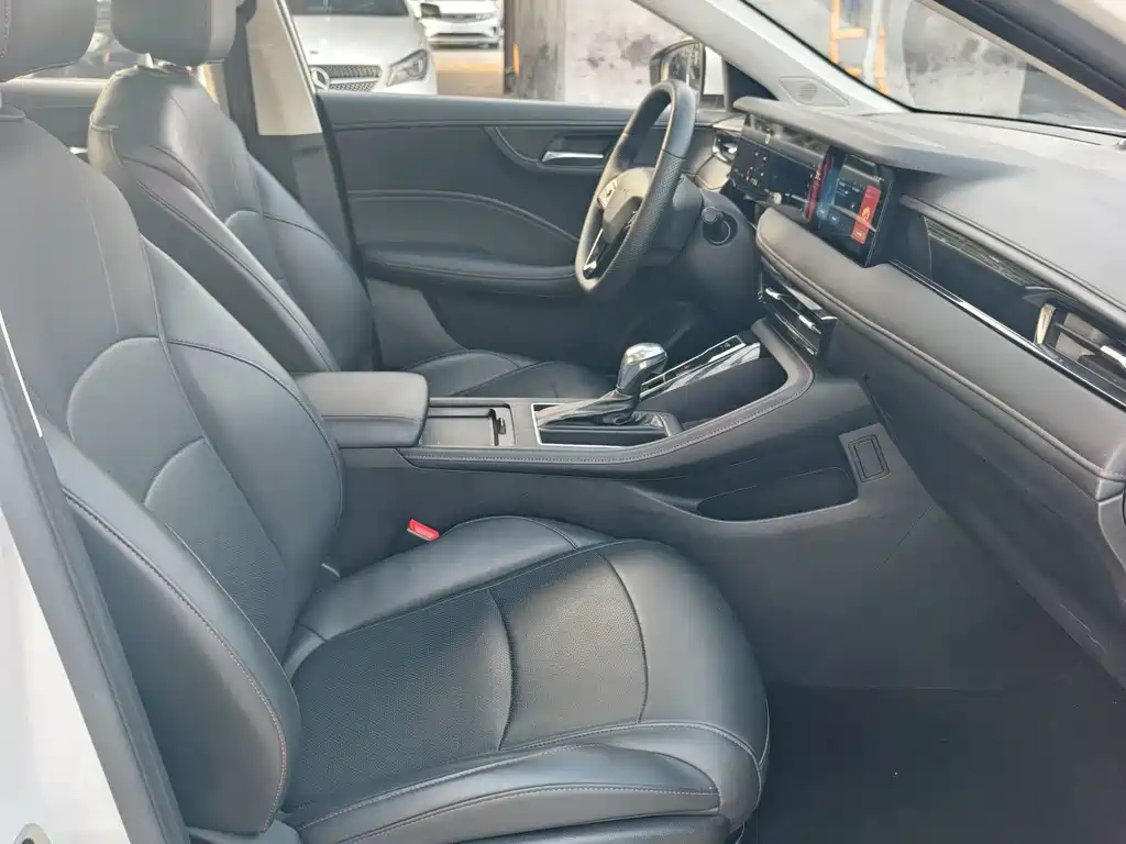Roewe i5 — миниатюра 8
