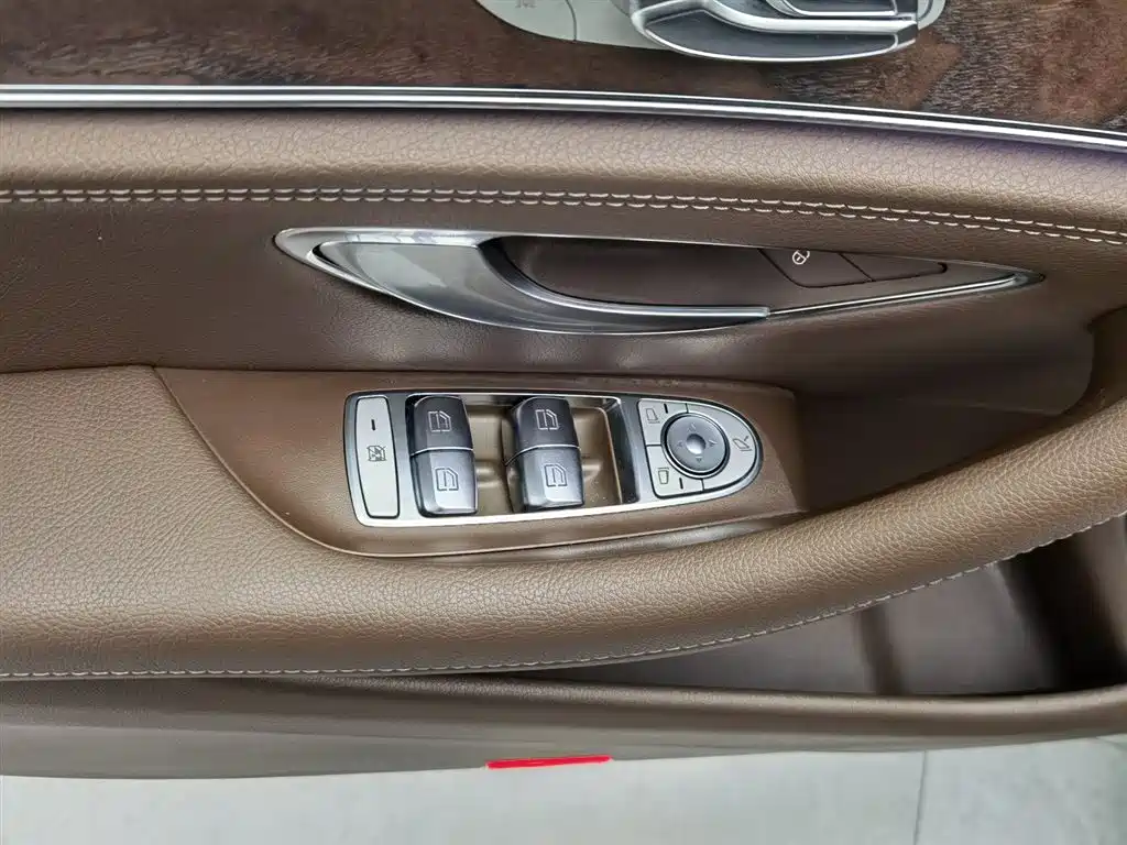 Mercedes-Benz E-Class E 2019 E 300 L Fashion