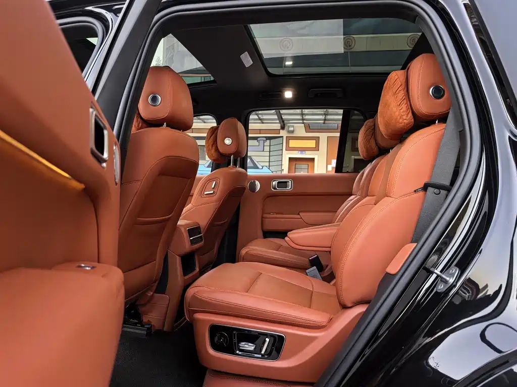 Li Auto Li L8 — миниатюра 6