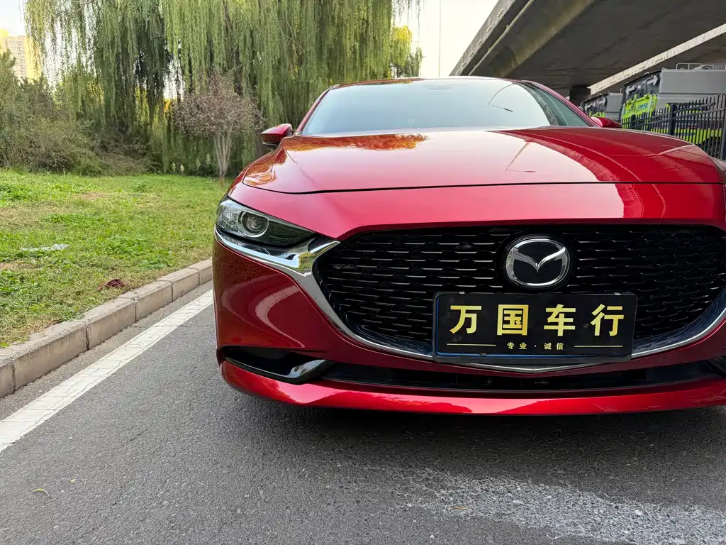 Mazda 3 Axela — миниатюра 12
