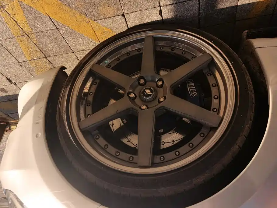 Tesla Model S — миниатюра 6