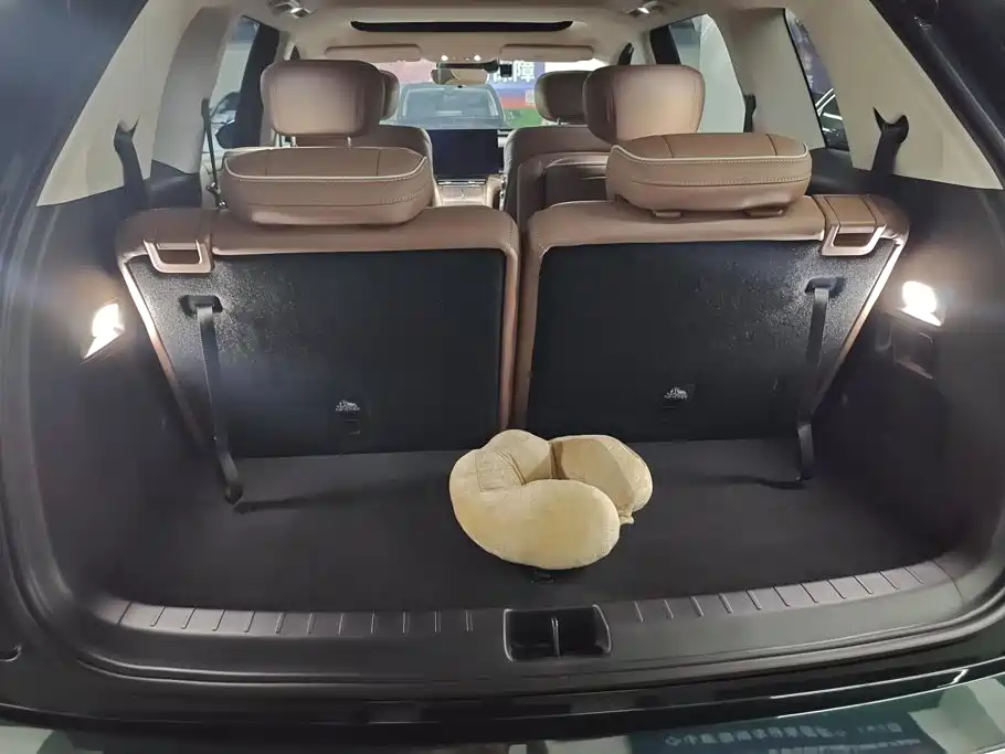 Wuling Xingguang L — миниатюра 4