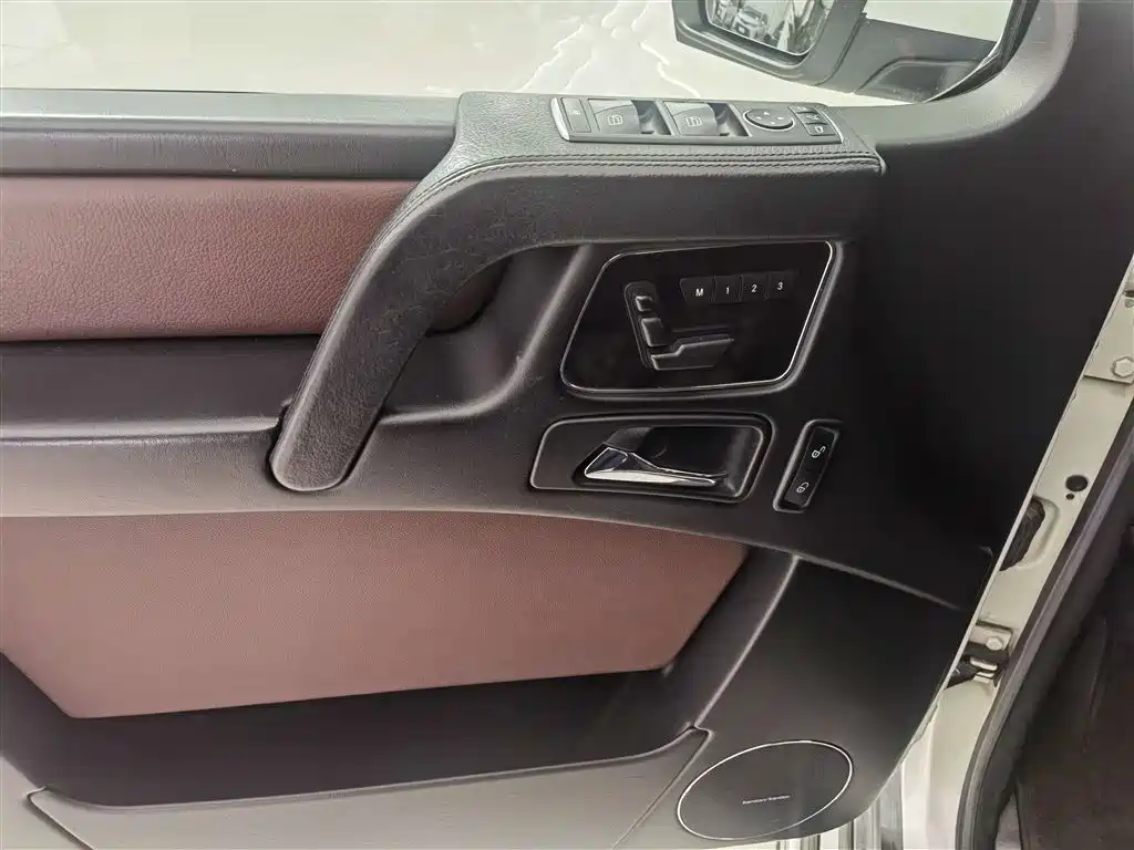 MERCEDES-BENZ G CLASS