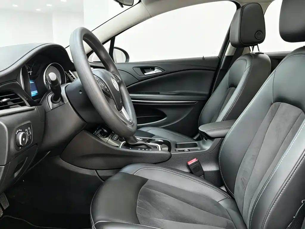 Buick Verano — миниатюра 5