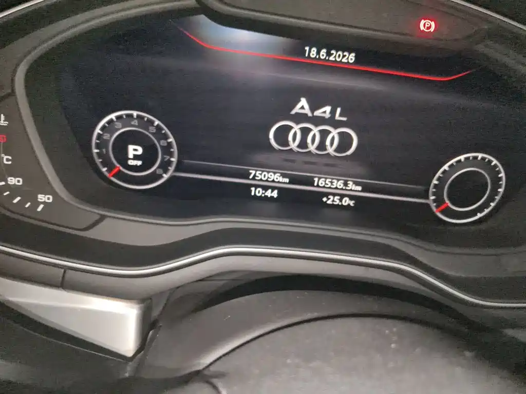 Audi A4L 2019 40 TFSI Fashion VI