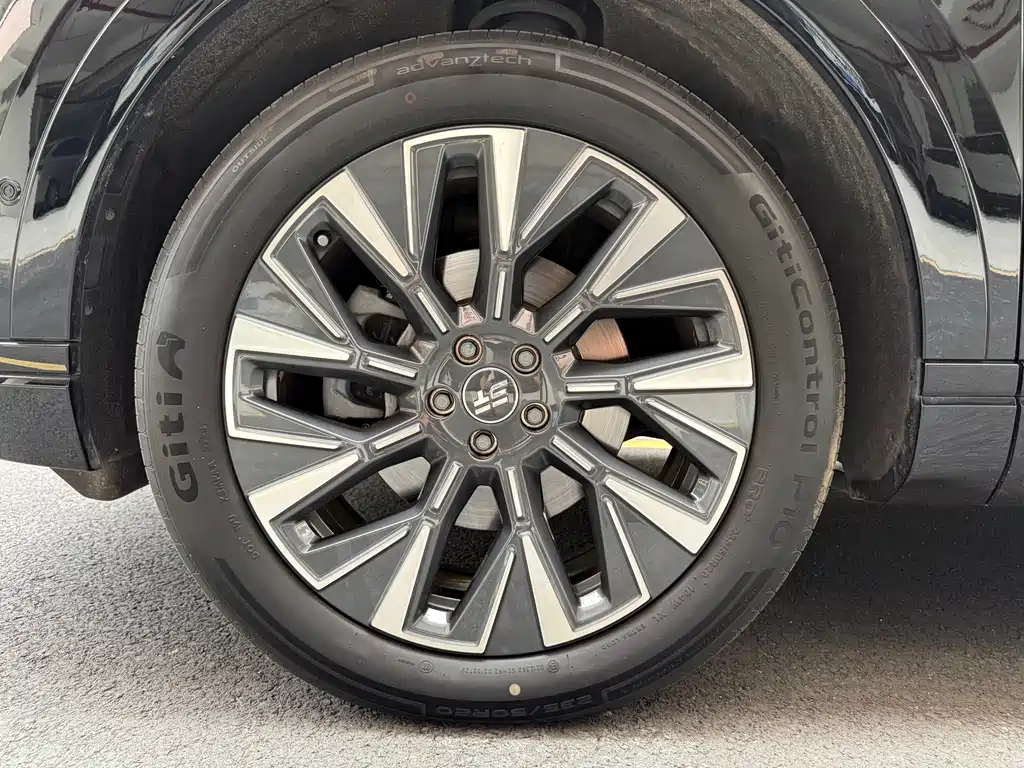 JETOUR L7 PLUS 2026 220km Flagship 7 мест