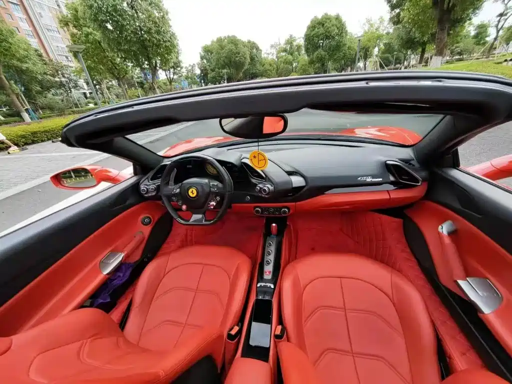 Ferrari 488 — миниатюра 5
