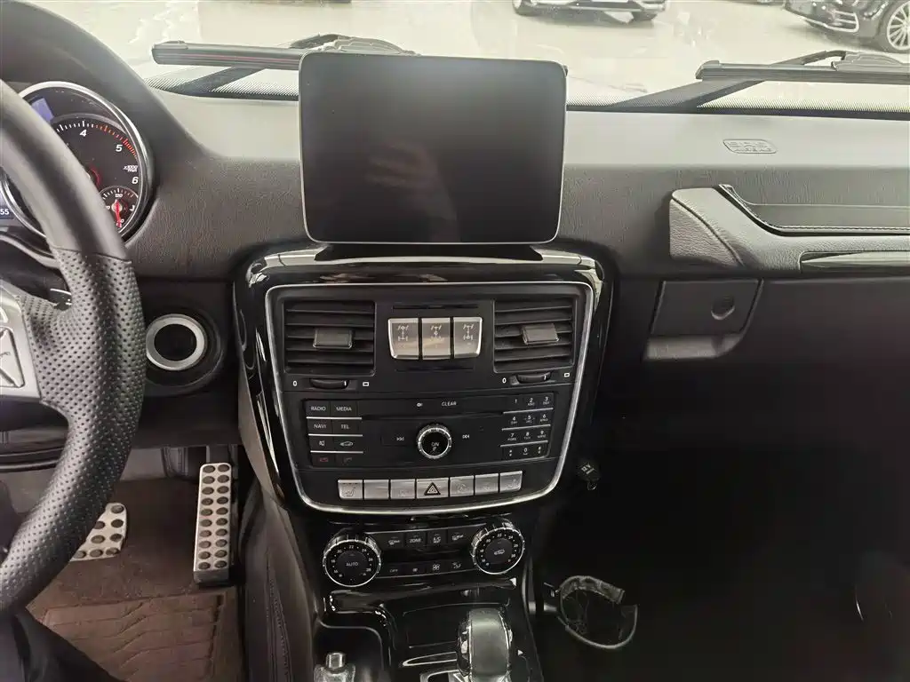 MERCEDES-BENZ G CLASS